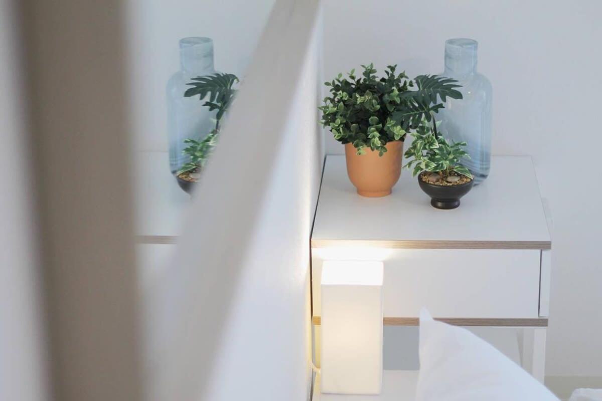Bhotel Ball Park - Newlybuild 2 Bedrm Apt 2 Mins Baseball Museum 4Ppl Χιροσίμα Εξωτερικό φωτογραφία